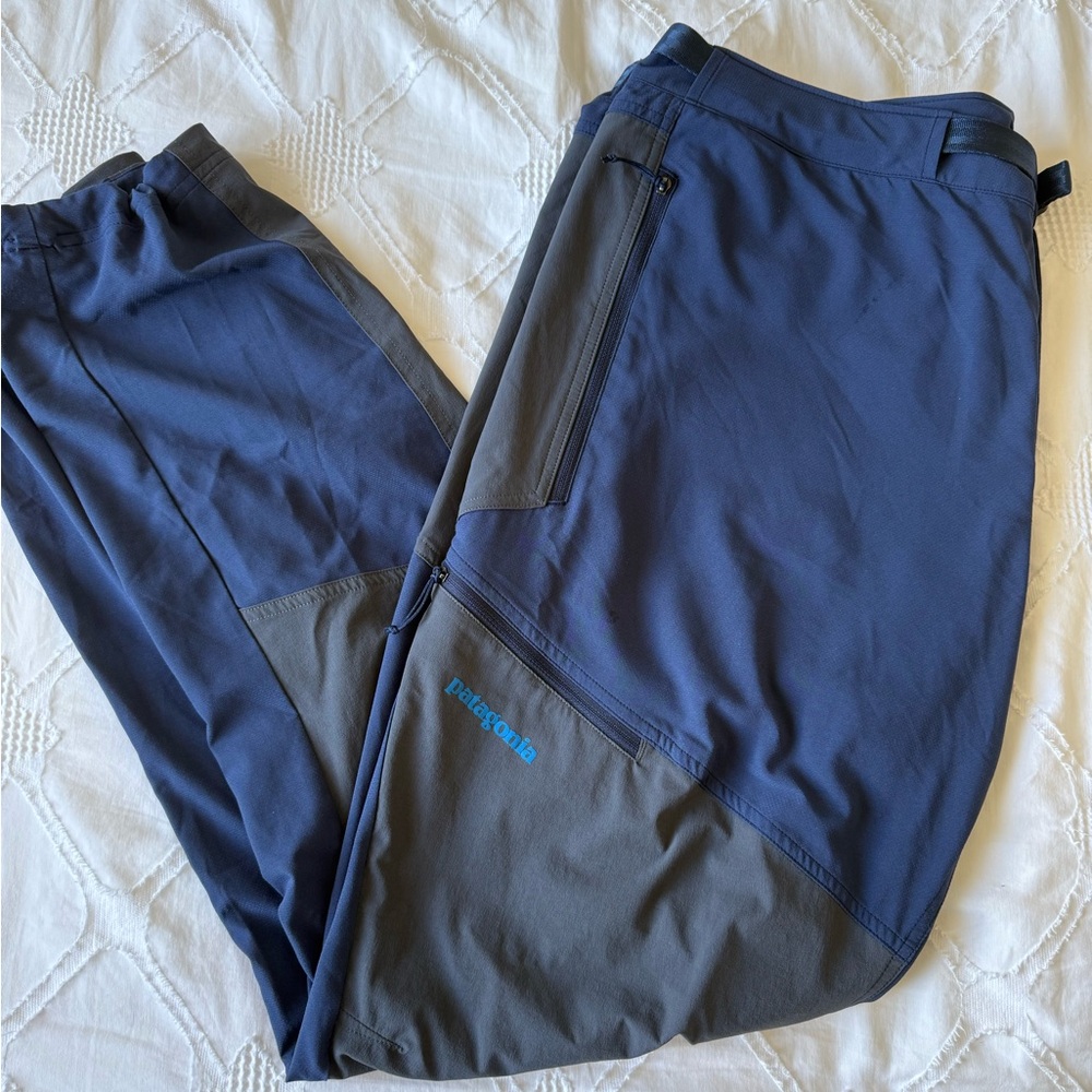 Patagonia Men's Navy and Charcoal Cargo Pants